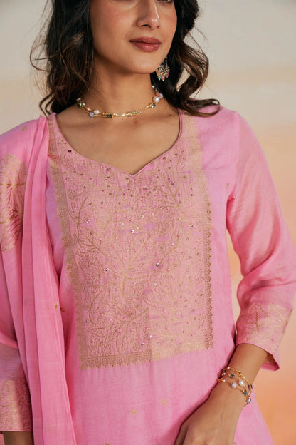 Elegant Pink Chanderi Jacquard Suit Set with Zari & Sequin Work