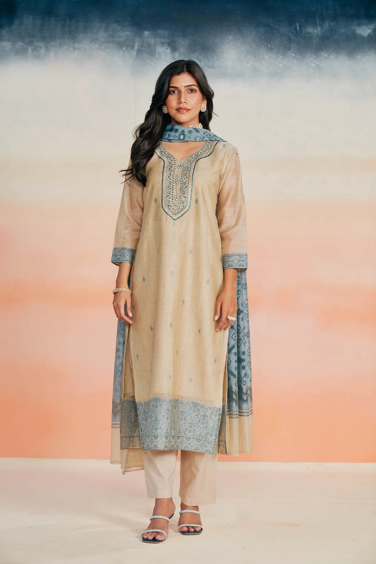 Embroidered Linen Jacquard Ethnic Suit Set