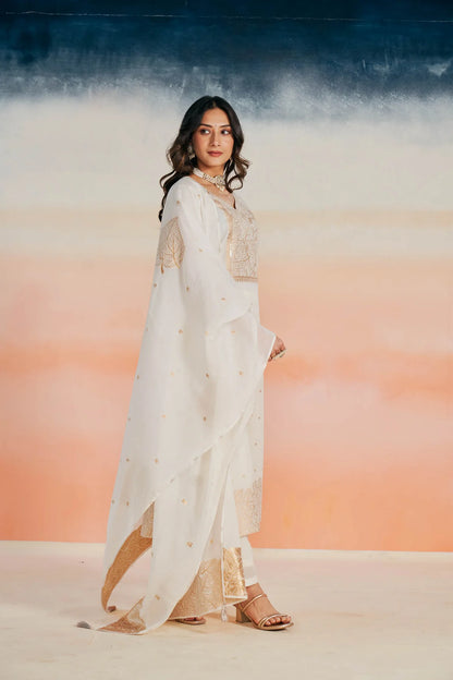 Elegant White Chanderi Jacquard Suit Set with Zari & Sequin Embroidery